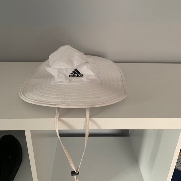 Hat - Picture 2 of 3